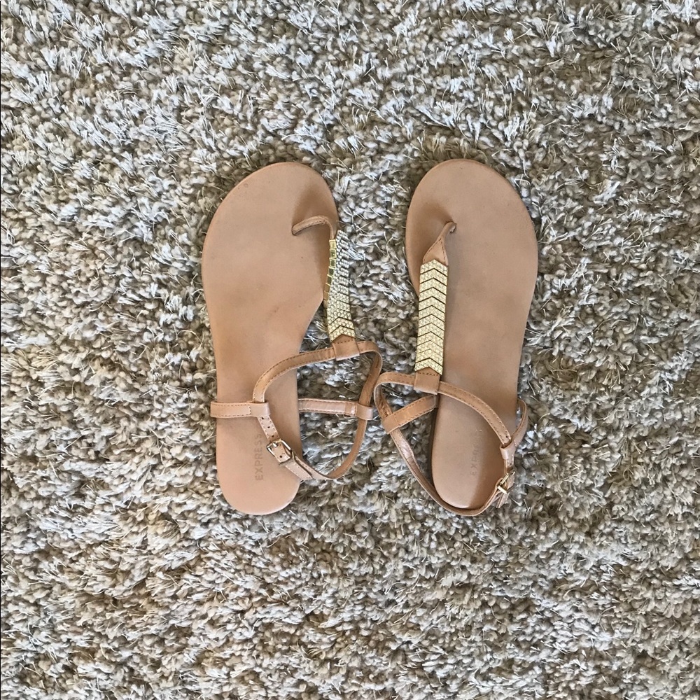 EXPRESS statement sandals